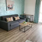 Panorama Apartment *